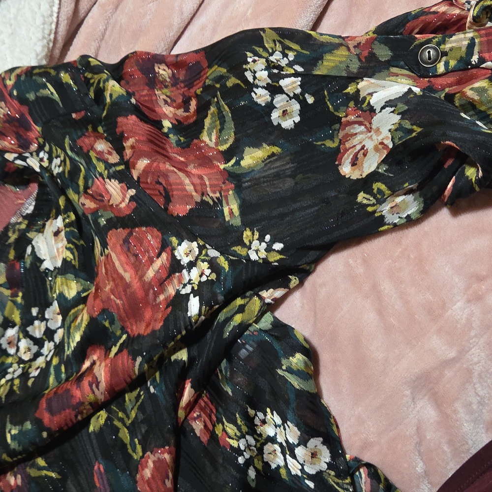 Top Sheer Black & Flora